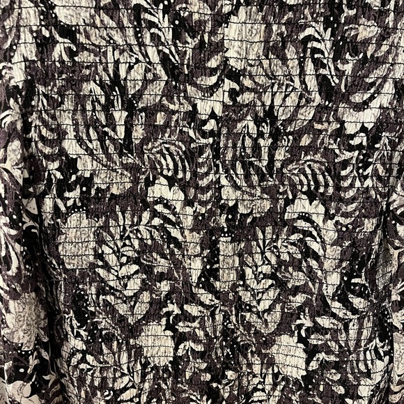 Smocked Print Blouse - Part Two (Size 34 / XS) - Picture 10 of 10
